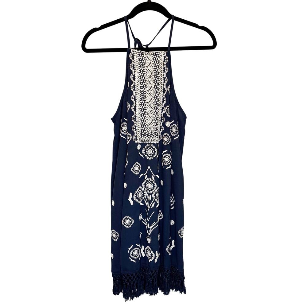 Abercrombie & Fitch Sleeveless Embroidered Shift Dress - size Medium